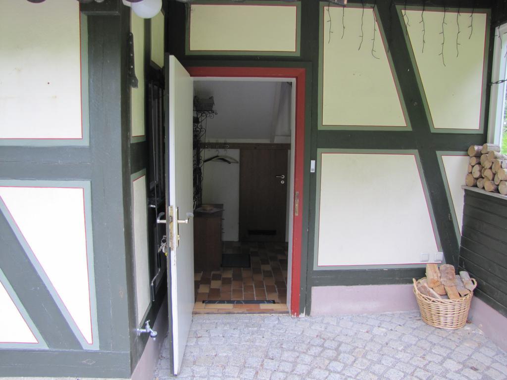 Hof Guttels Waldgasthof Ferienpension Rotemburgo do Fulda Exterior foto