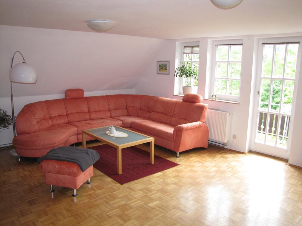 Hof Guttels Waldgasthof Ferienpension Rotemburgo do Fulda Quarto foto
