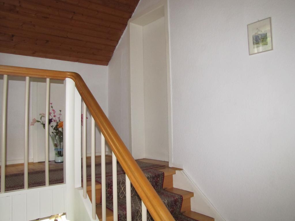 Hof Guttels Waldgasthof Ferienpension Rotemburgo do Fulda Quarto foto